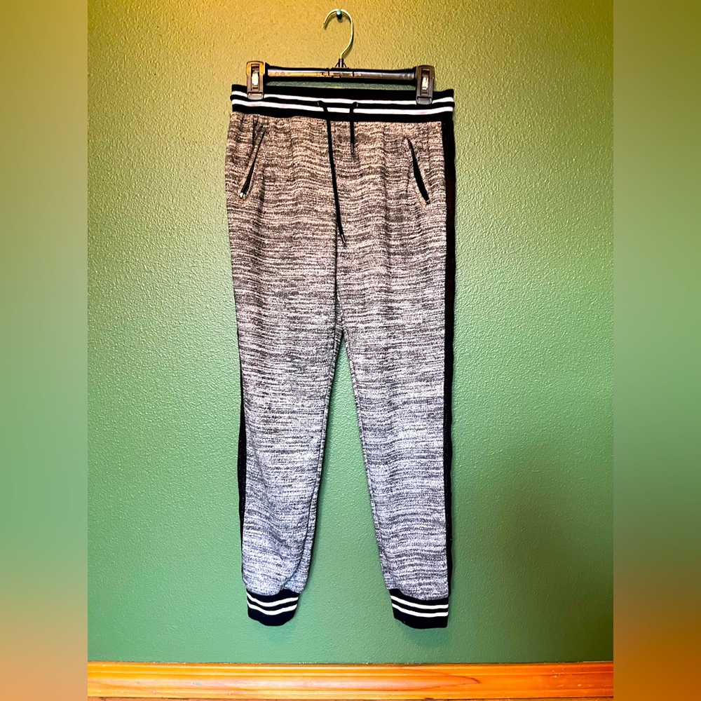 Mesh sided sweat pants